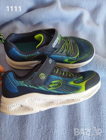 Светещи Skechers номер 36., снимка 3 - Детски маратонки - 55594358