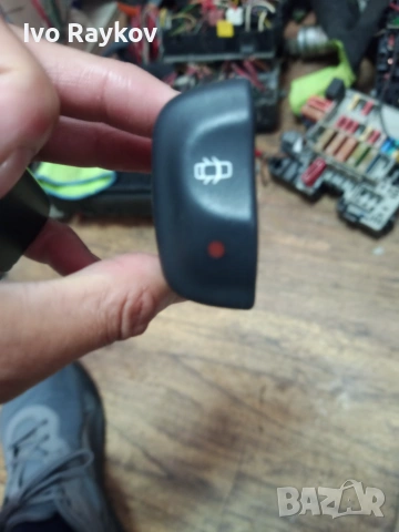 Копче централно Renault Megane 429993B DAV 