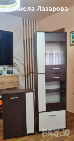 Продавам витрина и шкаф за трапезария/всекидневна, снимка 3 - Секции и витрини - 54653071