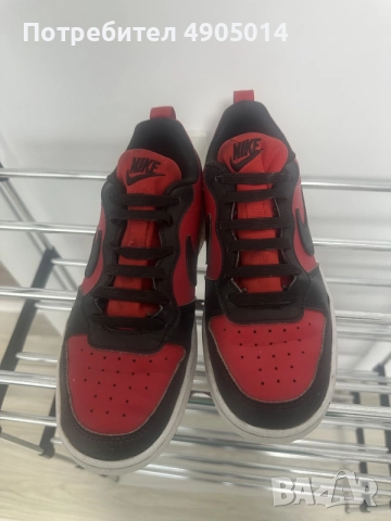 Употребявани дамски маратонки Nike