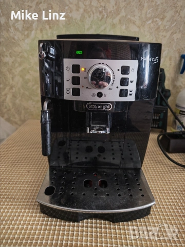 Delonghi ECAM 22.110.B Magnifica S 
