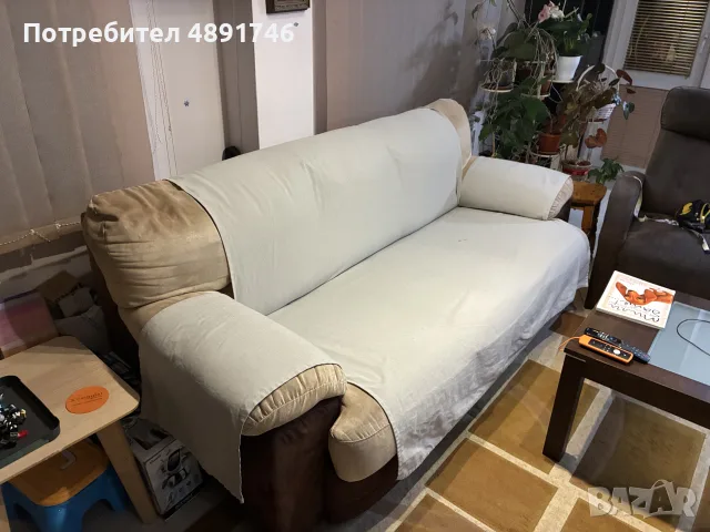 Продавам удобен триместен разтегателен диван с функция сън, снимка 5 - Дивани и мека мебел - 55441287