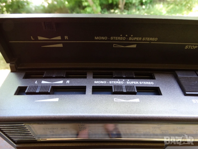 GRUNDIG RR 350 ..., снимка 10 - Радиокасетофони, транзистори - 54720567