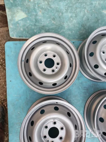 Оригинални метални джанти за Ивеко Дейли 6 x 125 mm.16 цола, снимка 5 - Гуми и джанти - 55445184