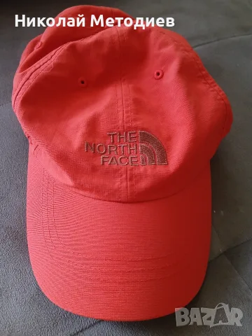 Оригонална шапка North Face L размер чисто нова