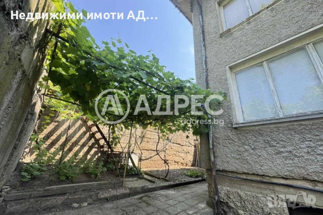Просторен етаж от къща в гр. Попово, снимка 9 - Етаж от къща - 55144915