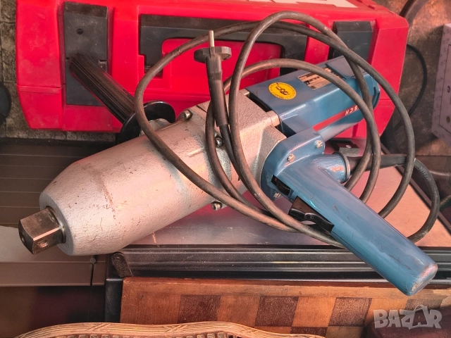 Bosch гайковерт 1", снимка 2 - Винтоверти - 55499648
