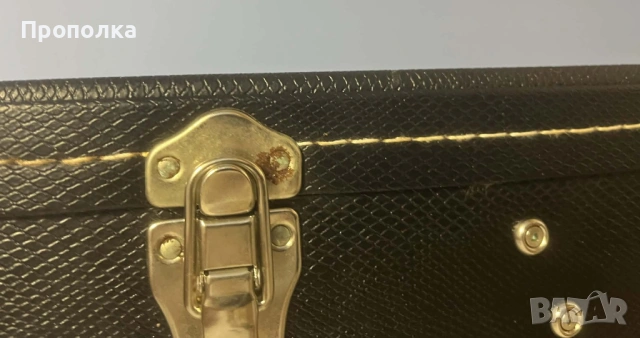 Кожен Черен Куфар за китара Gibson USA, снимка 12 - Китари - 54101404