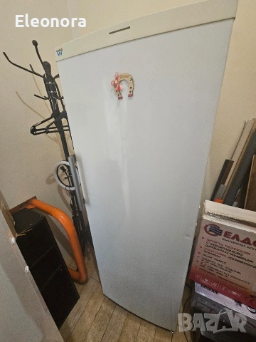 Вертикален фризер Wasco 223 л, работещ, запазен, снимка 3 - Фризери - 53983864