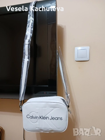 Продавам нова, бяла чанта , снимка 2 - Чанти - 53979520