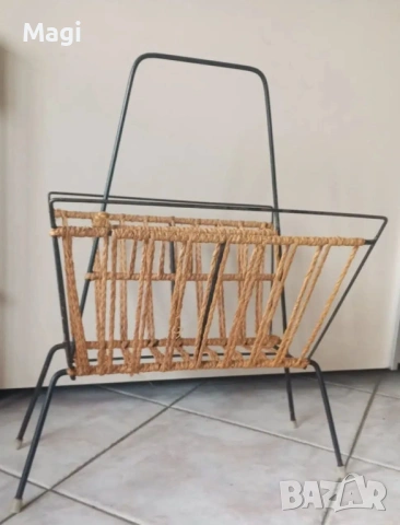 Поставка за вестници и списания