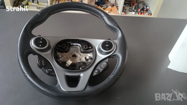 Оригинален волан за Smart ForFour II 484005372R A4534604400, снимка 2 - Части - 54140320