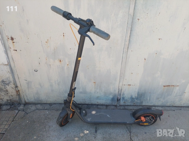 Електрическа тротинетка Ninebot by Segway F25 E II, снимка 2 - Друга електроника - 54563672