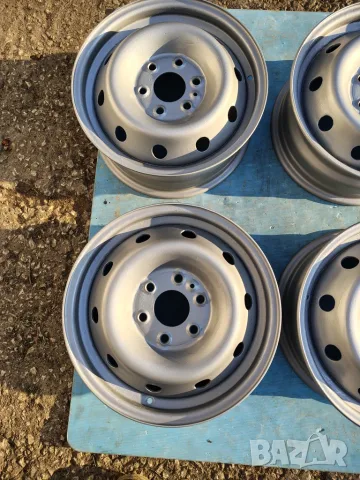 Оригинални метални джанти за Ивеко Дейли 6 x 125 mm.16 цола, снимка 4 - Гуми и джанти - 55445184