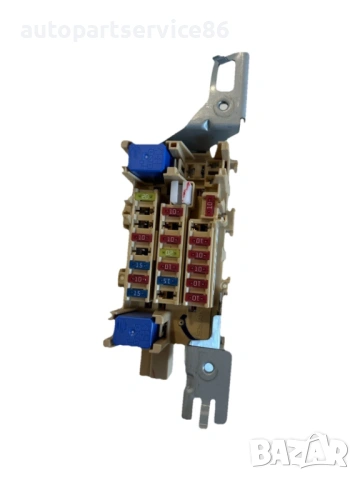 Кутия с предпазители за Nissan Juke 1.6 бензин (2012) #2