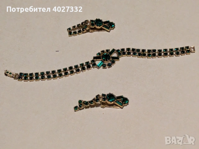 Комплект бижута с зелени кристали – колие, гривна, обеци и часовник, снимка 3 - Бижутерийни комплекти - 54114413