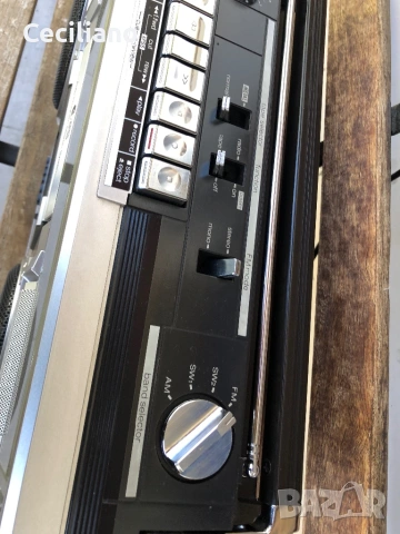 SHARP GF 6363Z -радиокасетофон-Vintage Boombox, снимка 8 - Радиокасетофони, транзистори - 54542797