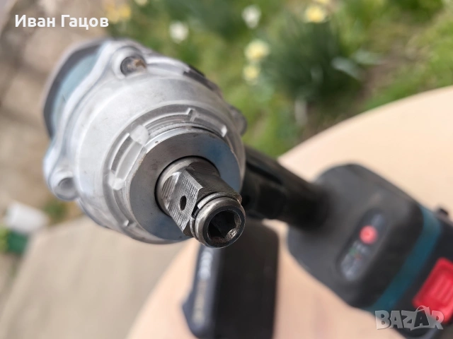 Гайковерт с 2 батерии и зарядно, снимка 5 - Други инструменти - 54082825