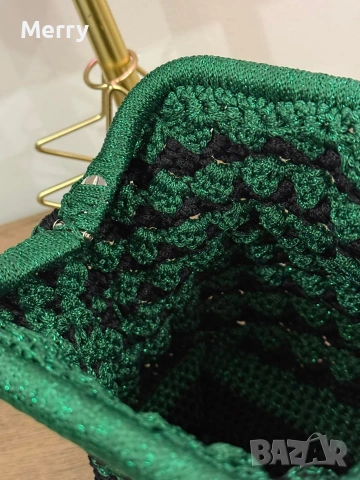Ръчно плетена чанта., снимка 3 - Чанти - 54257419