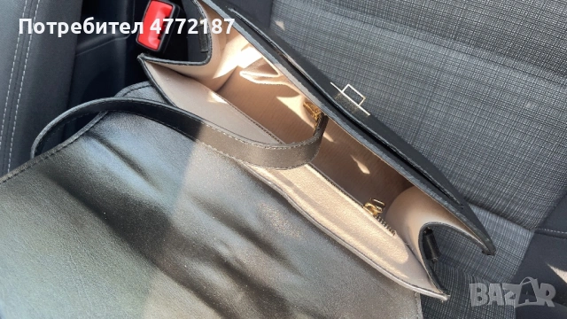Черна чанта Gucci, снимка 3 - Чанти - 54492572