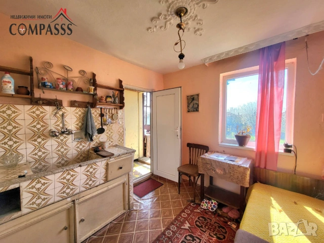 Къща-ЦЕНТЪР, гр. Ген. Тошево - 65000евро!, снимка 2 - Къщи - 54124261