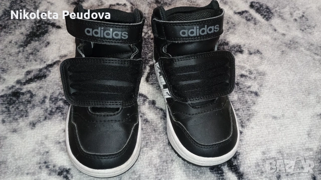 Детски маратонки adidas, снимка 4 - Детски маратонки - 54956005