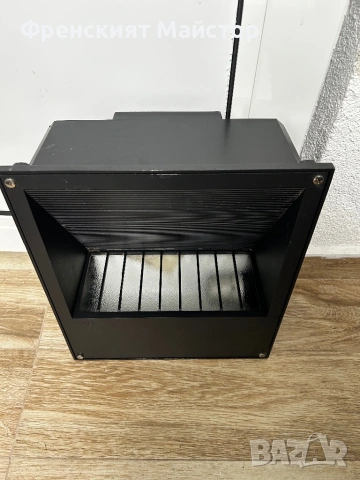 Фасадна Лампа 