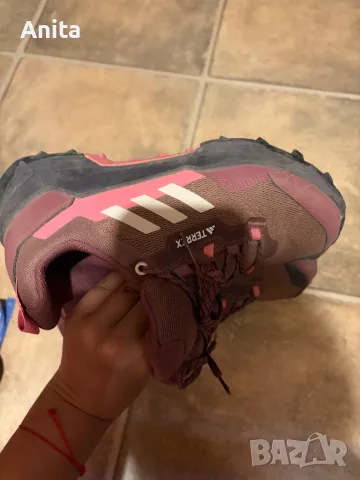 Adidas Terrex дамски туристически обувки 39 рр, снимка 2 - Маратонки - 54061810
