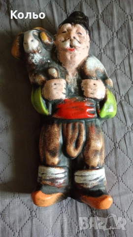 Керамична фигурка