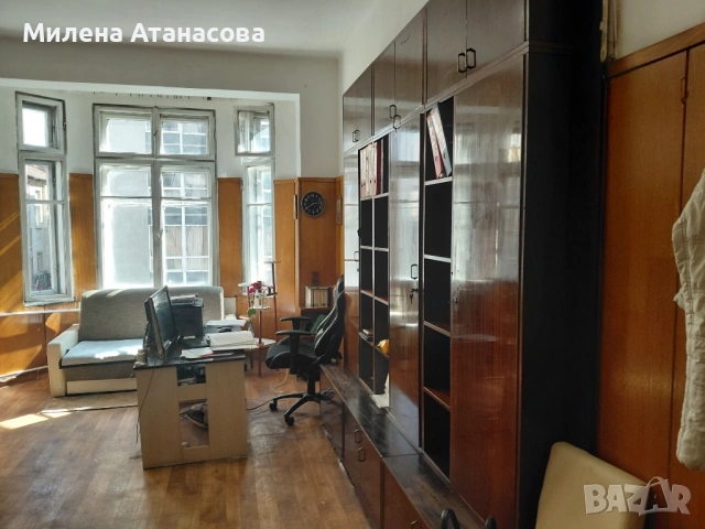 Отдават офис под наем идеален център, снимка 5 - Офиси - 54574743