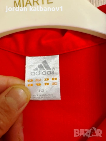 Подарявам - Дамска червена спортна блузка Адидас Adidas номер L, снимка 2 - Тениски - 54034961