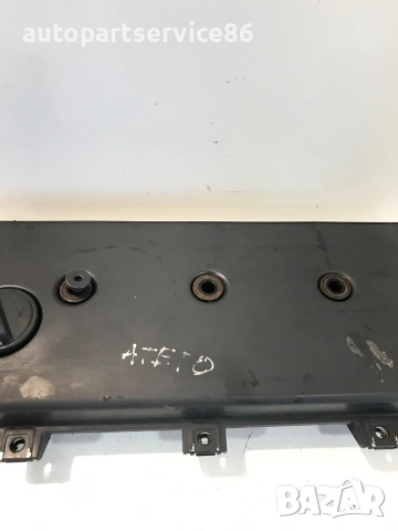Капак на клапани за Mercedes Atego 815 A9040100930 (1998-2005), снимка 2 - Части - 55186080