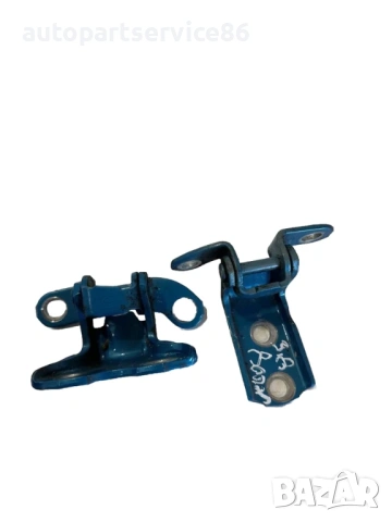 Панта за задна дясна врата долна и горна за Toyota Prius 1.8 Hybrid (2018)