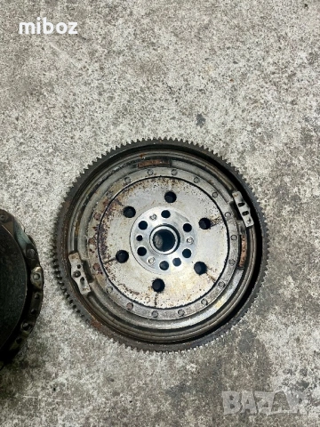 Маховик БМВ Е серия BMW N43, снимка 2 - Части - 54636988