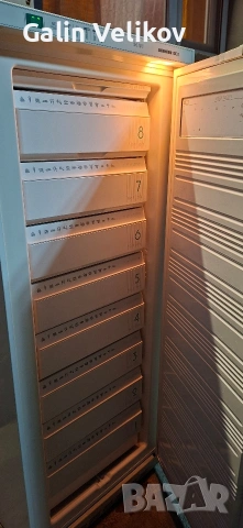 Продавам вертикален фризер Liebherr, снимка 3 - Фризери - 54009180