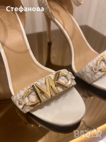 Сандали на ток Kors, снимка 5 - Сандали - 54490920