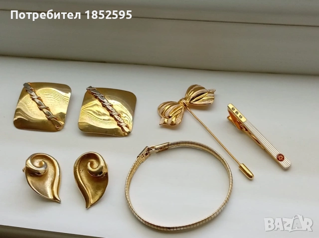 Vintage лот от обеци, гривна, брошка-игла и щипка. , снимка 5 - Обеци - 54721125