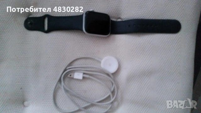 Apple Watch series 4 заключен, или за части, снимка 3 - Смарт часовници - 55142792