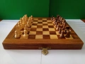 Шах с Дървени Фигури + Табла с Дървени Пулове В Кутия от Махагон, снимка 4