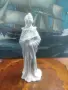 Оригинална винтидж порцеланова фигурка на Nao by Lladró, озаглавена „Испанска дама с ветрило“ , снимка 1