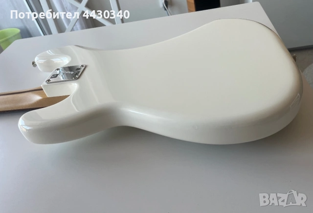 Fender Precision Bass , снимка 10 - Китари - 54104571