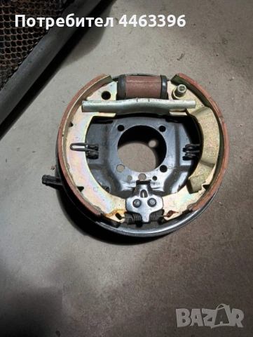 табла задни спирачки за москвич комплект