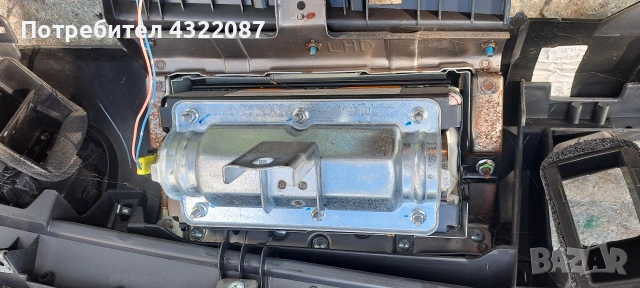 Airbag пасажер от NISSAN MICRA K12 1.2I 65К. С 2009г. 