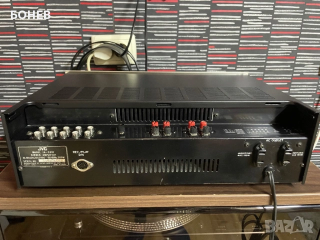Винтидж усилвател JVC JA-S310 ( 1975г ) , снимка 10 - Ресийвъри, усилватели, смесителни пултове - 54494102