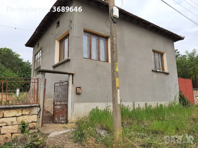 Продавам къща в село Брегаре обл.Плевен
