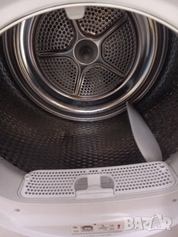 Сушилня с термопомпа Бош Bosch Serie 6 A++ 8кг 2 години гаранция!, снимка 2 - Сушилни - 54177570