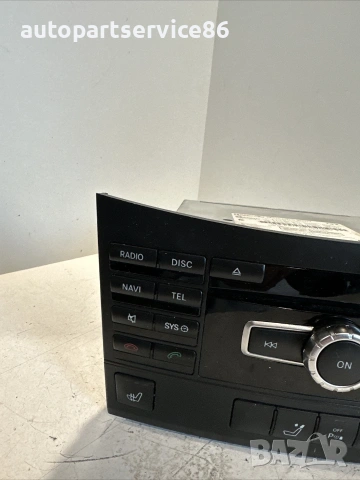 CD плейър за Mercedes W212 2.2 CDI (2012) A2129013804, снимка 3 - Части - 55222292