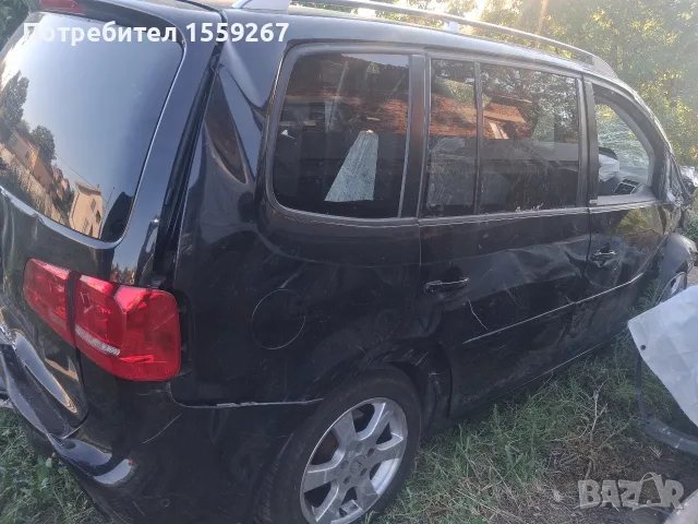 Фолсфаген Туран 2012г, снимка 2 - Автомобили и джипове - 55629966