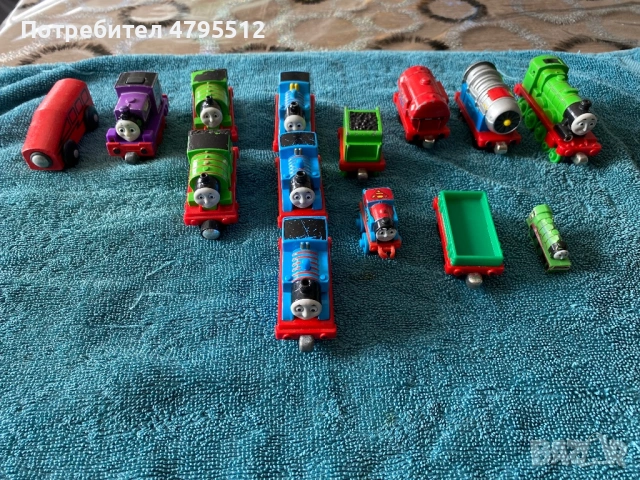 Влаkчета Томас и приятели Thomas and friends, снимка 2 - Коли, камиони, мотори, писти - 54179197