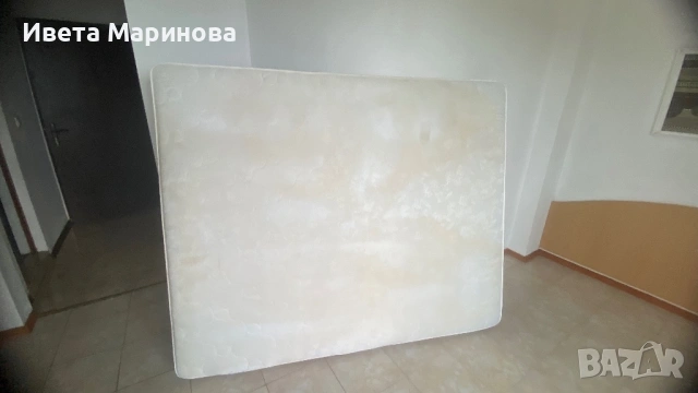 Продавам матрак с подматрачна основа, снимка 3 - Матраци - 54637469